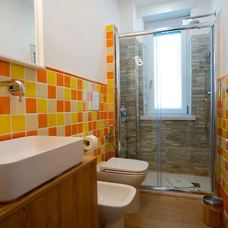 La Casa Di Toto * Naples