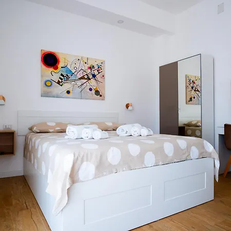 La Casa Di Toto Naples
